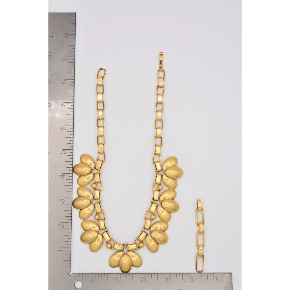 Stella & Dot Vintage Collar Necklace Brushed Gold Antiqued Chunky Charm Chain 9J